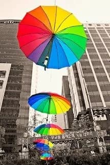 Thế Giới Là Lời Nói Dối Của Người