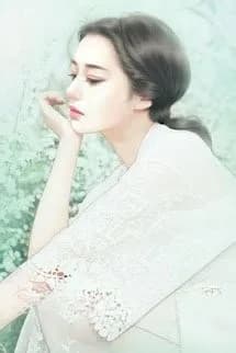 Yêu Ai Em Mới Hạnh Phúc